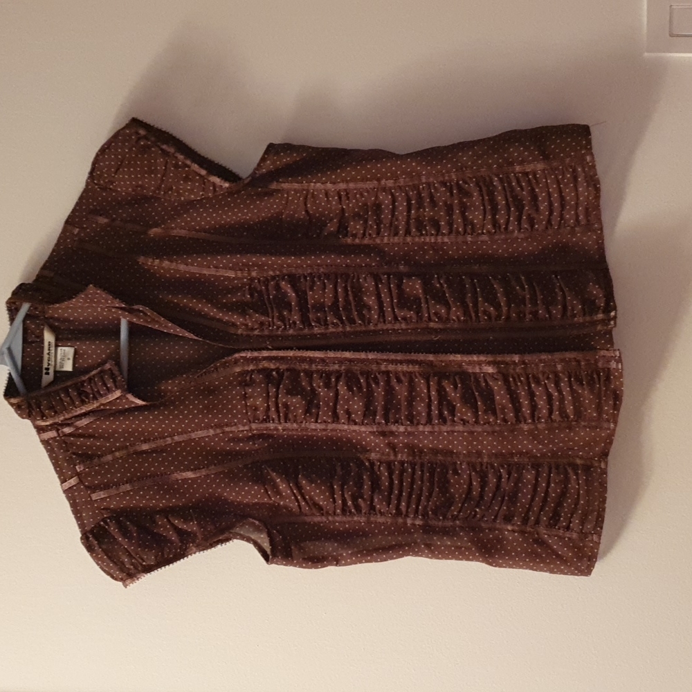 Beautiful unique top by Nygard